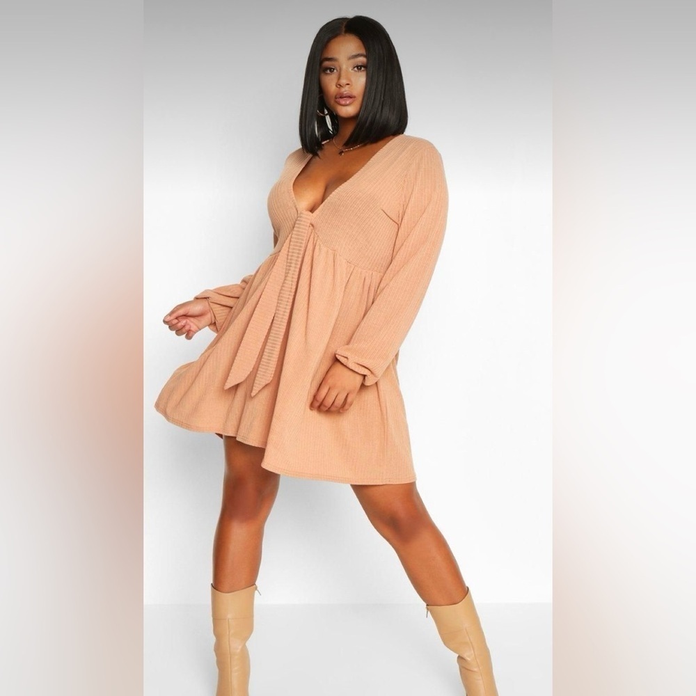 NWT Boohoo Tie-Front Ribbed Long Sleeve Smock Dress - Tan/Beige, Size 24W
